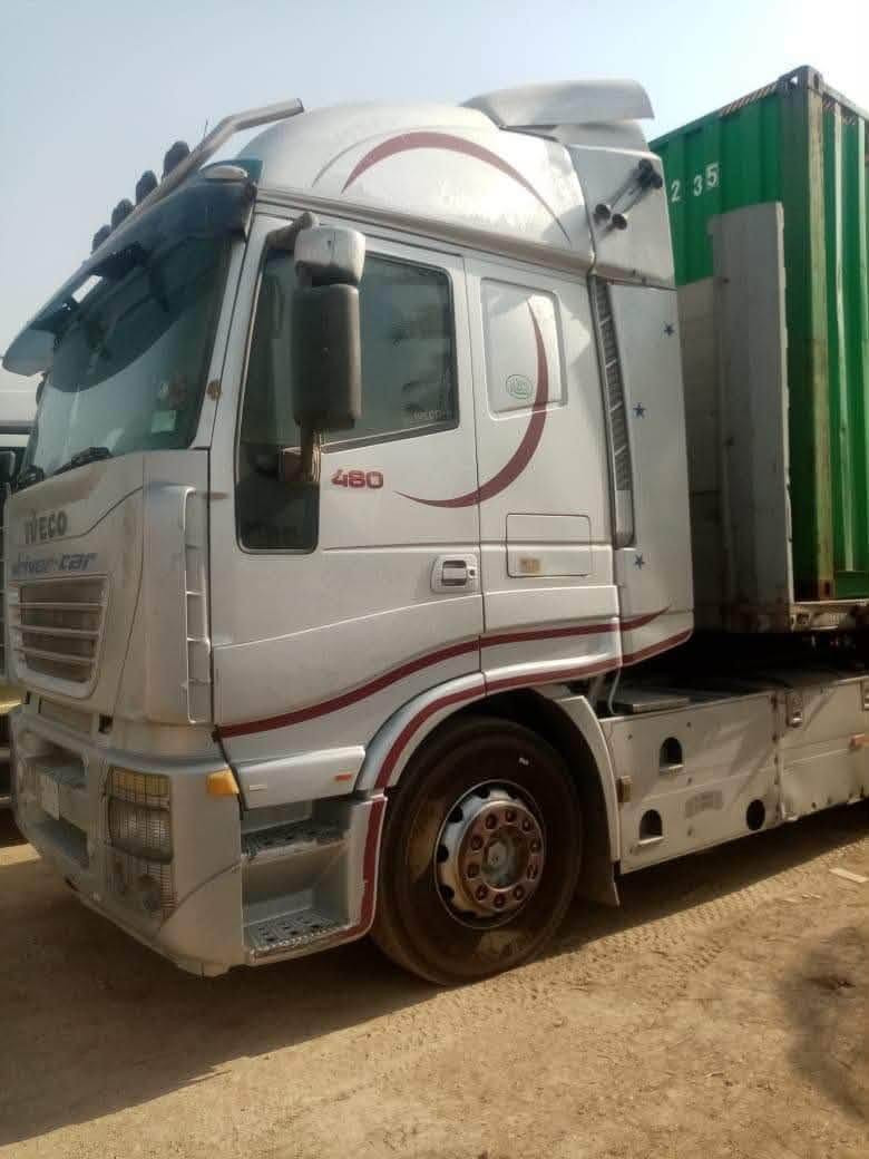 للبيع فول مواصفات سياره مكفوله رقم بغداد رقم تلفون 📞 ***********
