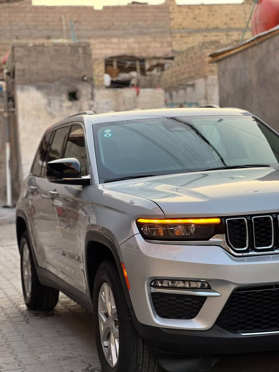 سلام عليكم 
جيب 🚙 لمتد ٢٠٢٤مواصفات لمتد معروفه 
رقم بصره شهداء  
لاتصال *********** البصرة, العراق

