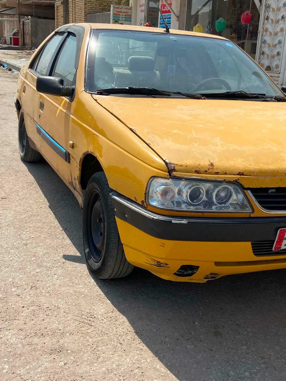 سلام عليكم. بيجو 405،للبيع موديل 2010السياره رقم انكليزي بسمي مصفره هيئه وغرامات مداور مباشر السياره مكينه جديده شادهه قبل سبوعين كير جديد كهربائيّة كلها شغاله تبريدخيرمن الله تدفئه السياره موجوده بكربلاء السعر 25$وبيهه مجال قليل متشتري لاتخابر ولاتعلق لتكسر بحلال العالم للتواصل ***********************
