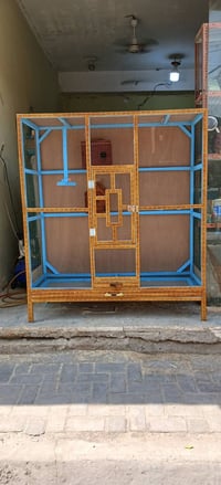 السفير العبيدي • ١م٤٠ ارتفاع • مراجيح