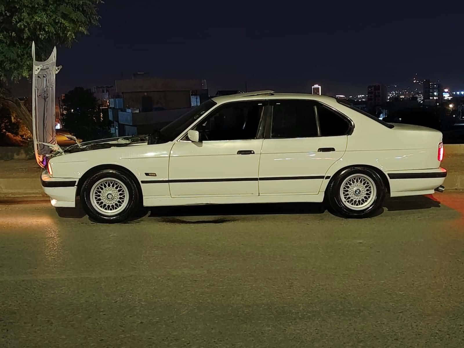 بي ام 525 • ١٩٩٠ • سليماني