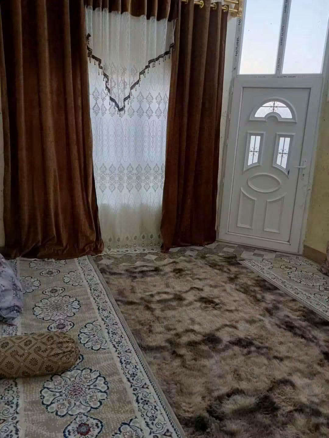 اعلان طابو سعر مناسب 

بعد التحية والسلام      #متوفر_حالياً 

دار للبيع ١٠٠ متر ٥ ٪٢٠ مستطيل طابو صرف طابق ونص 
غرفة نوم استقبال مطبخ هول ارضي + غرفة نوم جاهزه مع هول البيتونه الطابق الثاني 

سيراميك سقف ثانوي

موضح أمامكم في الصور

العنوان #كركوك_كركوك  واحد حزيران ص ٣ خلف مخزن ليث
السعر اكتب تم ويصلك السعر 

للاستفسار اكثر
هواتف ***********
المكتب *********** #اومراجعة_مكتب_سند_للعقار

نستقبل جميع عروضاتكم بيع وشراء وايجارات الدور السكنيه والأراضي التجاريه وغيرها
                                        

 #إدارة_مكتب_سند_للعقار

نص مكتوب في الصور:
- sanad real estate office
- sanad real estate office سند للعقارات
- sanad real estate office مكتب سند للعقار
- مكتب سند للعقارات
- sanad real estate office :)