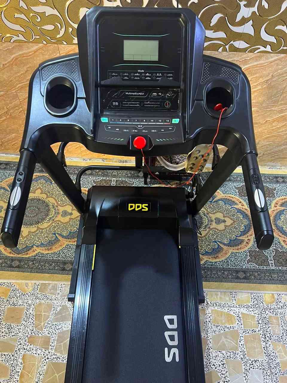 جهاز جري بعده جديد جدا نظيف سرعه عاليه16.0 وزن عالي 140 كيلو يحمل وبي رجاج بطن وكامل مواصفات للبيع 280 الف بغداد يوجد توصيل محافظات ***********
