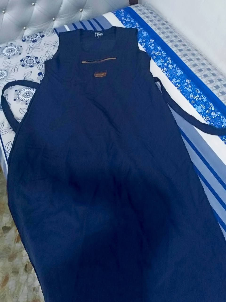 سلام عليكم بنات صداري مال بنتي مال عام ماصيرن عليه هسا اريد بيعن والله جديدات قليل لبستهن شتنطين بيهن اخذيهن اريد شتريله قميص حبابات بنات ‏‪***********‬‏ تصل عل هذا رقم
