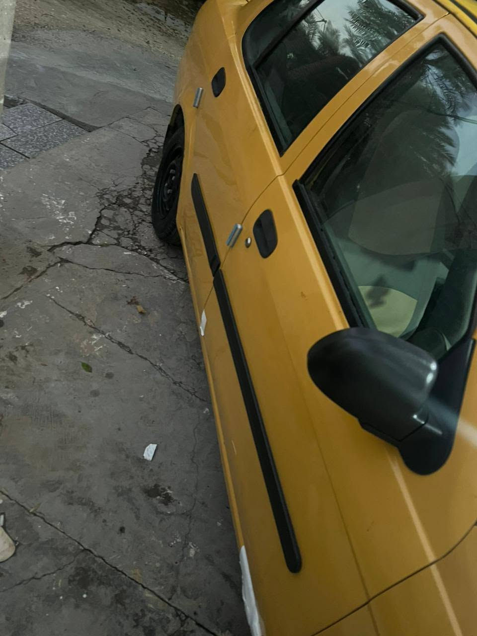 موديل 16 رقم بابل ب اسمي مصفره هيئه وغرامات محرك جديد لاتنقيص ولا تبخير بيها جاملغ امامي مبدل سياره جاهزه *********** السعر 32
