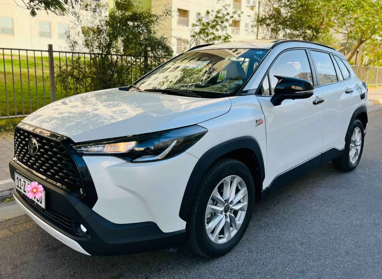 السلام عليكم 
كورلا كروز للبيع موديل 2025 رقم بغداد بأسمي ماشيه 17الف كفاله عامه من كل شي 
مواصفات: 
بصمه ،دخول ذكي ،سلايت روف ،  

داخل ابيض جلد بلادي ، كشن كهرباء ، 
5 كامرات محيطيه ، قطعتين تبريد ، 
رادار امامي ، تحديد مسار ، كامره خلفيه ،
شاشه كبيره ،اريل نفكيشن، 6 ايرباك ،
تبريد شاشه ، تحكم مقود جهتين، 
ثلاث انظمه قياده ، نظام EV ,أشاير بالمري ، دشبول دجتل متغير ، عليها إضافات كامله 
( كت سوادات كامله كڤر مرايه ويده ، وقبق بانزين ) 
للاستفسار ***********

