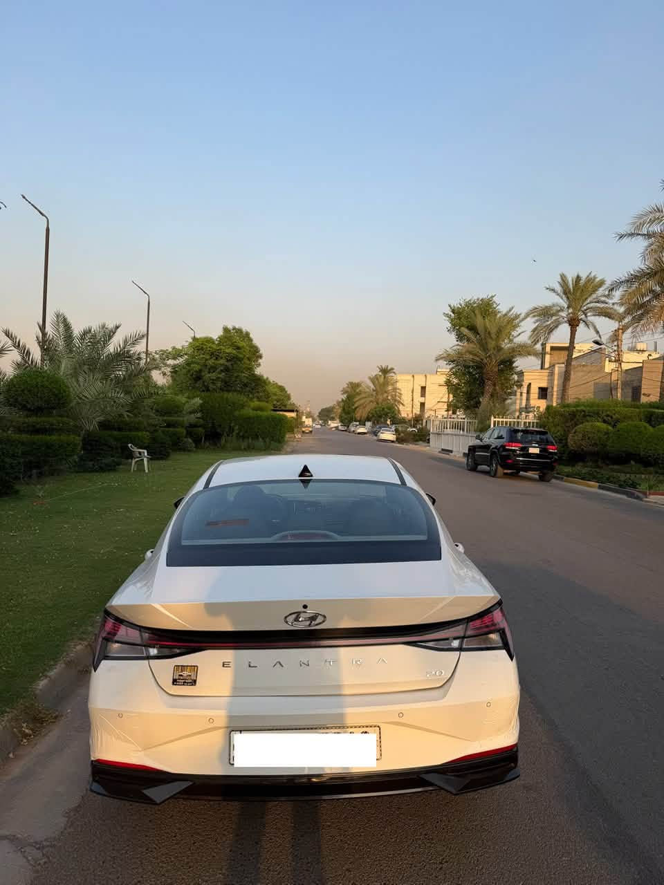 السلام عليكم
النترا موديل ٢٠٢٣  خليجي  مكينه ٢٠٠٠
فول مواصفات 
فتحه سقف
اشاير مري+مري شفط
شحن واير لس
حساس امامي خلفي
كامره محيطيه
بصمه ابواب+دخول ذكي
تشغيل عن بعد
مواصفات الفول مال خليجي
سياره حلوه ونظيفه ماشاء الله
السياره بدون صبغ بيها فقط بارد بسيط
ماشيه ٢٣ الف كيلو
مكان السياره بغداد
***********
