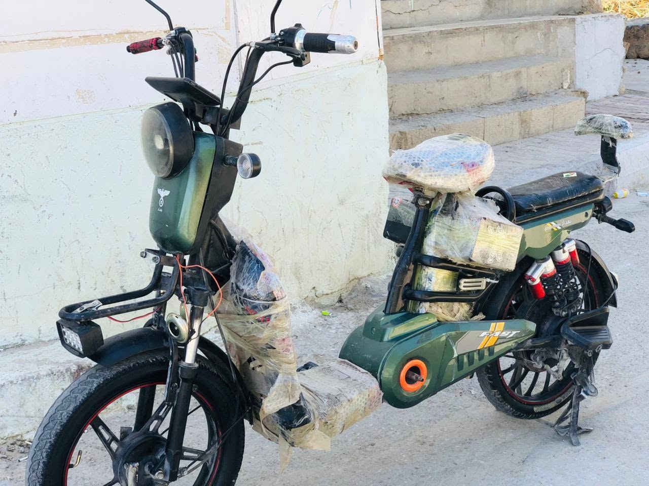 ماطور شحن للبيع بطاريات على الفحص الكهربائيات كلها شغاله والسعر 300 وبي مجال والاستفسار على هذا الرقم ***********

