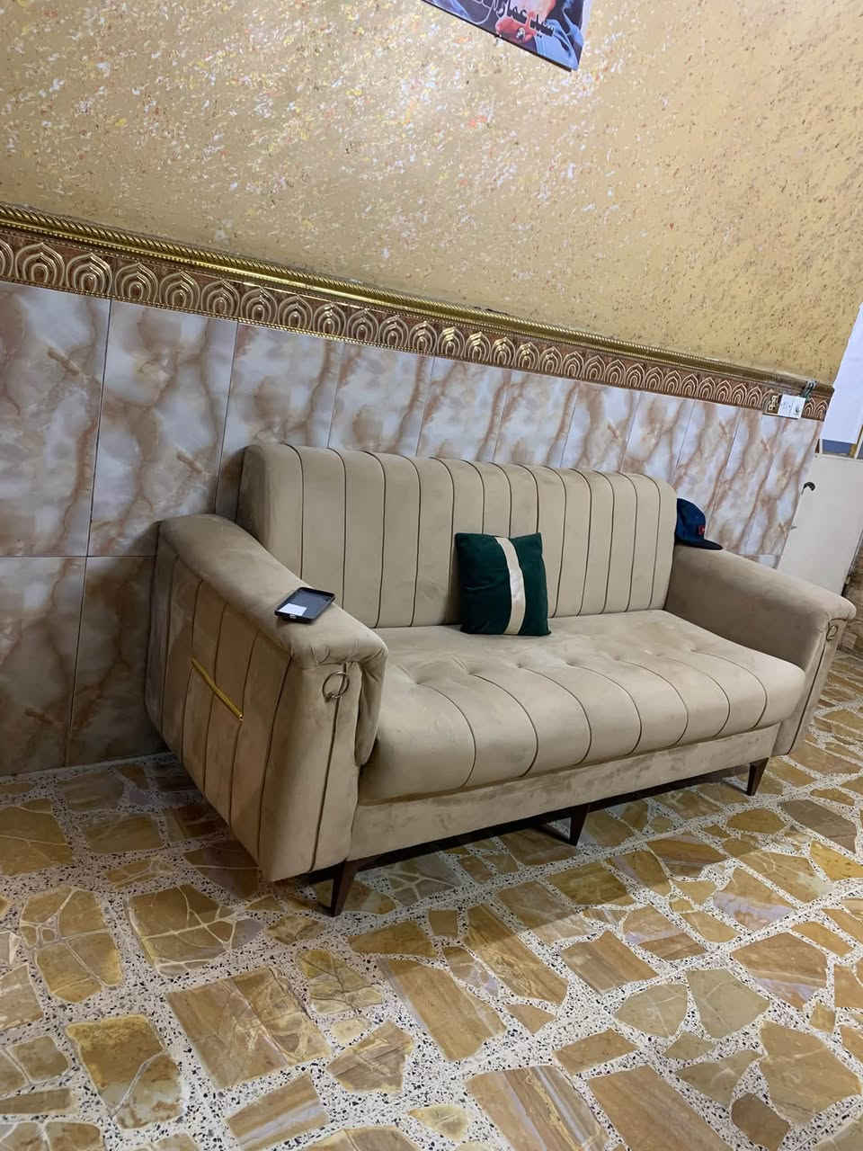 كنبة • مستعمل شوية