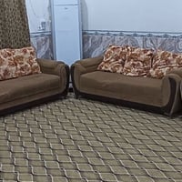 مجموعة تخم • ٥ قطع • ١٠ مقاعد