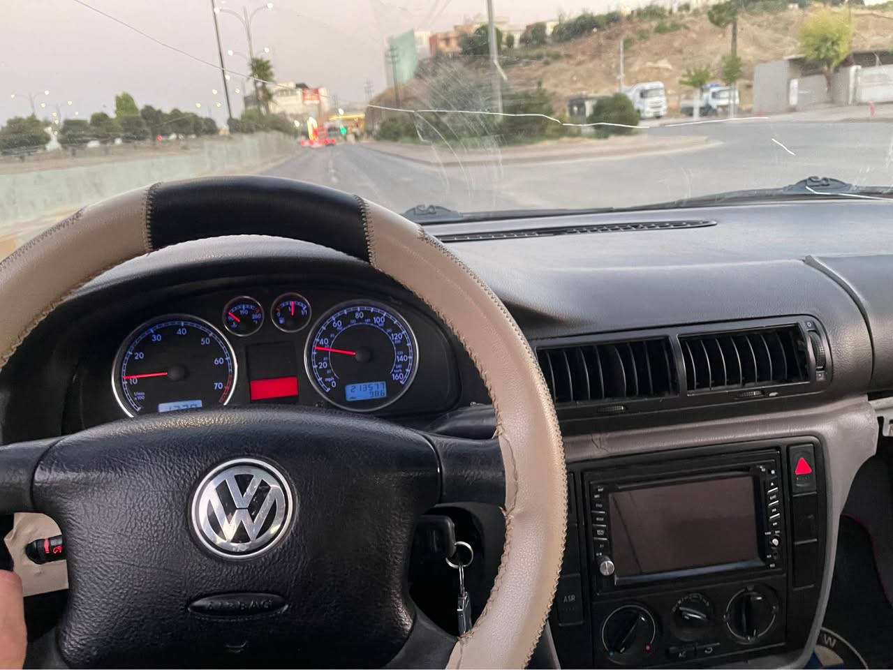 passat 2002
باسات موديل ٢٠٠٢  ساخ ساخ  ٢٣$ 
علوجه مالى مه ده نى شه رت
كيرى عادى   مه كينه كه وره ٤ بستون
  دعمو ليدراوى نيه بوياخى نيه
جوار جام كاره با سلايت اوينه كاره با 
ته بريرد به س قايشى بيوه نيه
كيرومه كينه به شه رت *********** السليمانية, العراق
