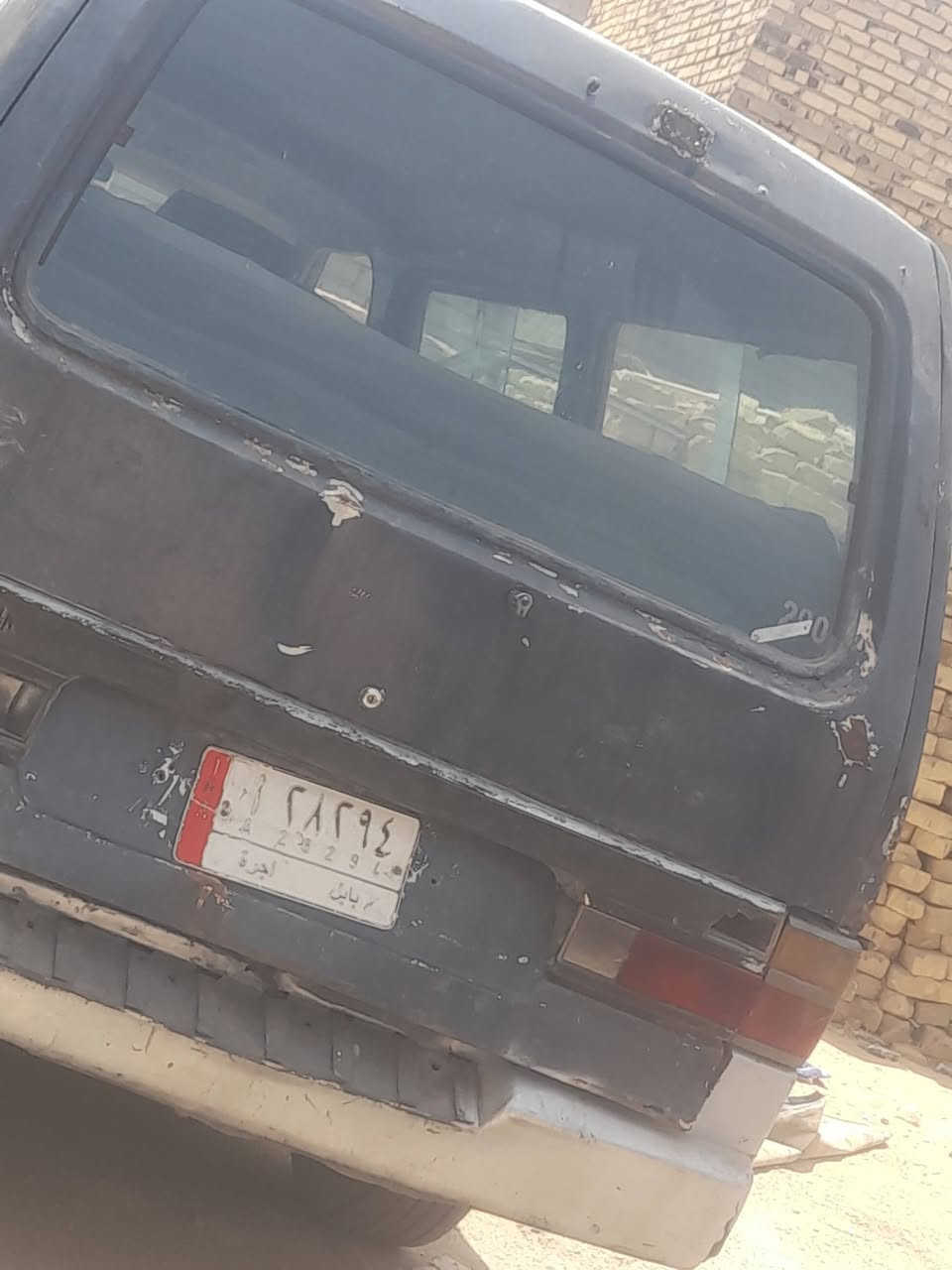 اسلام عليكم للبيع كيه بسته موديل 94 رقم بابل رعيها موجود تحويل فقط كير كفاله اكسن كفال محرك نسمه بخار بدون تنقيص شوصسها زينه بس واحد الور بي اخياس باتري جديد سلف جديد مكاني حله خاص ما اجوب السعر ١٣ وبيها مجال رقم الهاتف ***********
