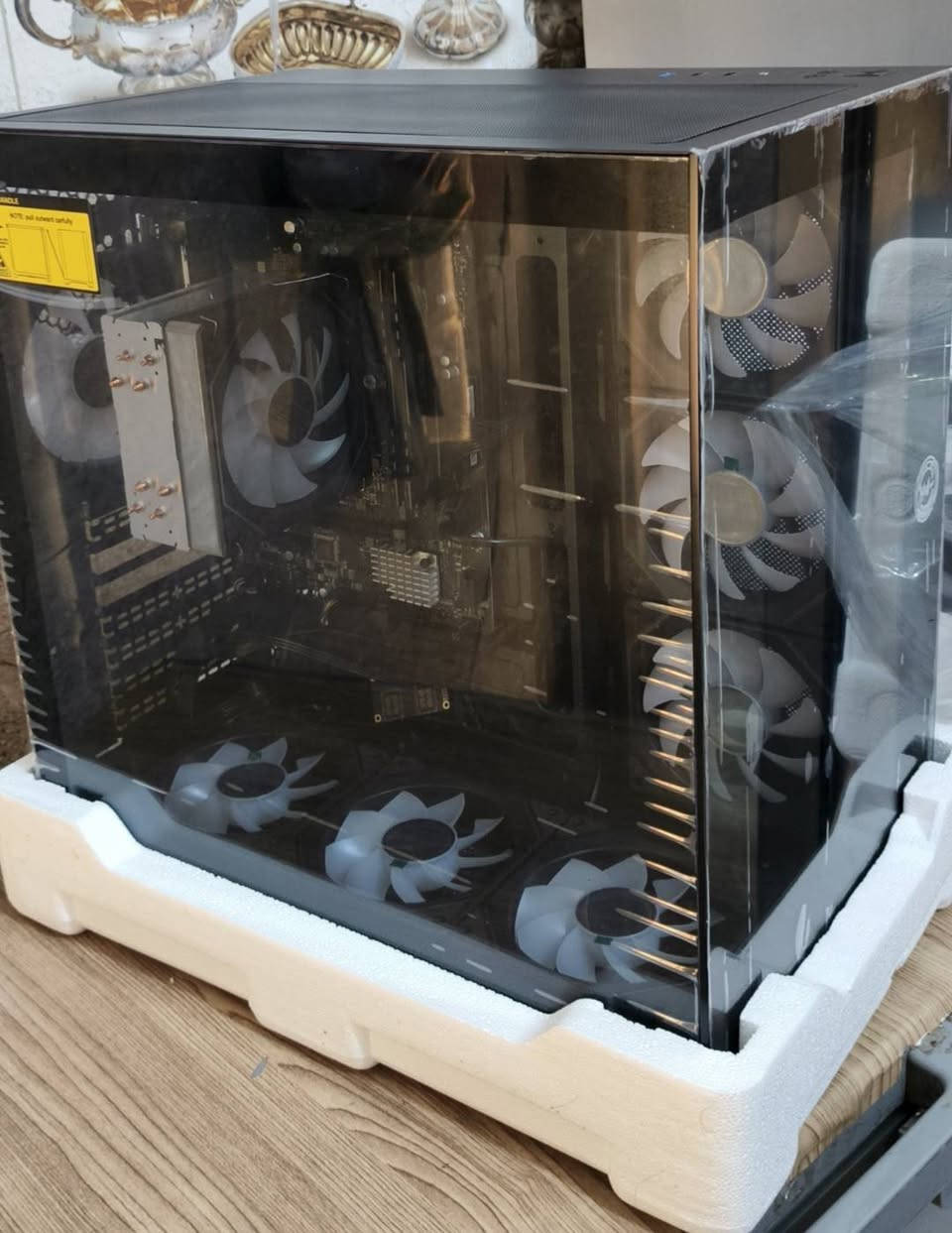 سلام عليكم
تجميعة اخت الجديدة للبيع مواصفات:
RX 5700xt XFX جديد كلش نضيف
Ryzen 5 3600
B450-A pro max
Ram 16 DDR4 8*2
CAES 7FAN RGB 
Power 650w
SSD 512gb
القطع كلهن نضاف مستخدمات شي بسيط سعرها ٦٧٥ وبيها مجال وعندي اربع كيبوردات واربع ماوسات و٤ ماوس باد الي يريد شي منهن يتفضل خاص 
رقمي بي واتس  ***********
