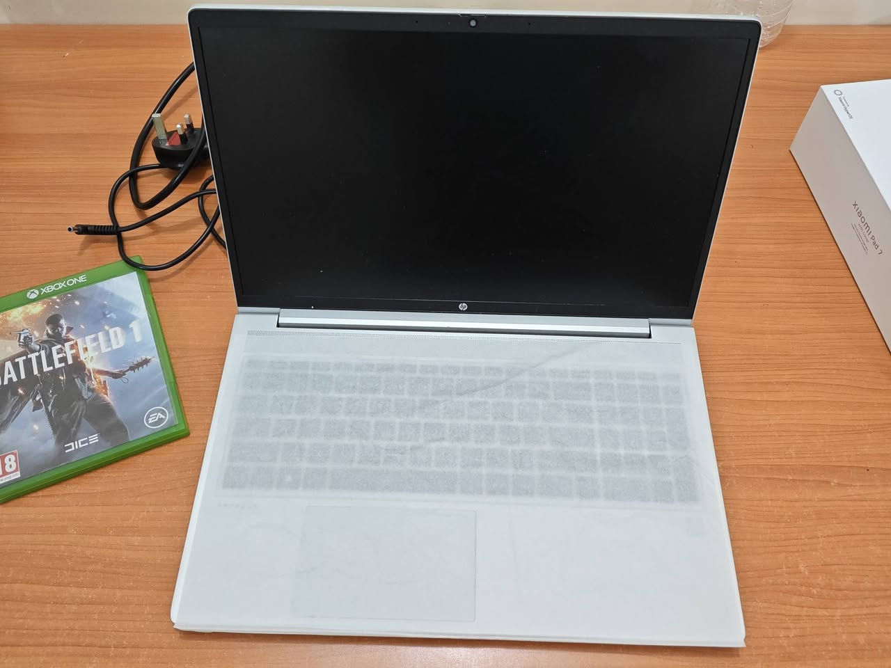 للبيع ، 
ملاحظة ويندويز 11 برو مو 10 
يفيد بالشغل الهندسي و الدراسة
للتواصل ***********
