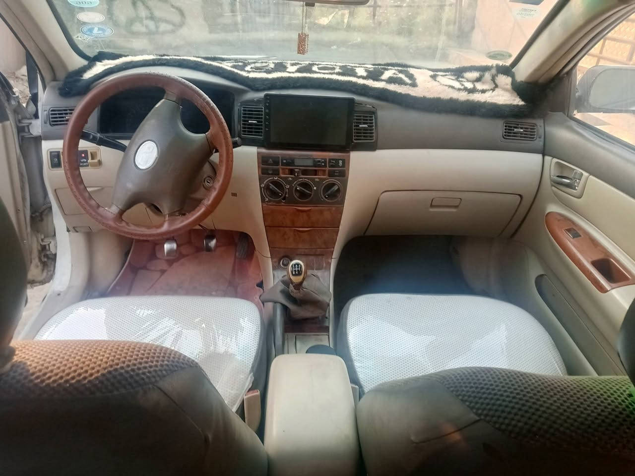 السلام عليكم 
سياراه بي وايدي البيع 
كير مكينه لانسر جديداه 
تخم تيرات جديد 
 يراهم بيع اومروس حسب القناعه 

 الستفسار ***********

