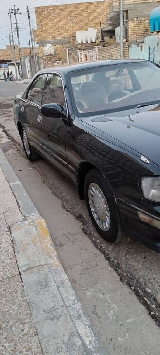 عيسلام عليكم بطة البيع موديل 1992 رقم نحف مشروع وطني سنوبة 27 مكفولة گص ونكل جثة وضربه وعيب شريعي  مكينة ثنين ونص فيفيتي فيثه وحده مكينه نضيفه  گير نظيف حداديه جاهزه تبريد عاطل تخم تاير كهربائيات كلها شغاله سيارة حلوه مكان سيارة ميسان المجر الكبير سعر 37 وبيها مجال 
***********
