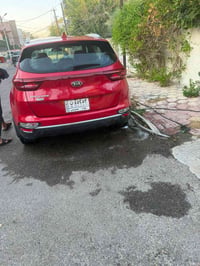 عندي سبورتج خليجي موديل 21  بيه بارد بنيد ووبل جنطه شي قليل وبينه بارد...