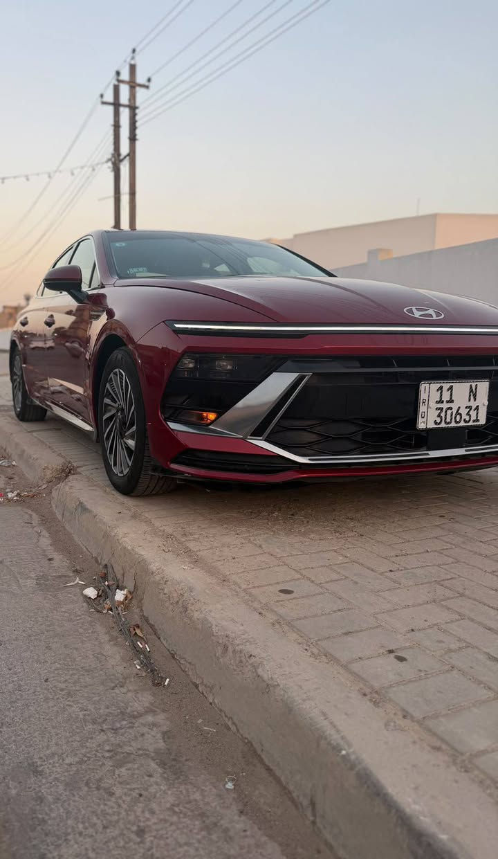 سوناتا 2024 هايبرد DOHC - وارد امريكي - ماشية 33 ميل - ببغداد - 178 ورقة
🔥 للبيع سوناتا هايبرد 2024 - SLI  
🔥السيارة جديدة بالكارتون
المواصفات:
✅ فئة SLI 
✅ كشنات كهرباء
✅ شفتات ستيرن
✅ رادار 360 درجة + تحديد مسار + قيادة ذاتية
✅ رادار بالمري جانبية (نقطة عمياء)
✅ شاشة متصلة كار بلي
✅ شحن وايرلس
✅ وباقي مواصفات السوناتا المعروفة
حالة السيارة:
🔹 ماشية 35 الف فقط
🔹 رقم بغداد باسمي
🔹 حادثها حلو وكلش بسيط خلفي فقط
🔹 بدون ايرباك وبدون تبديل اي قطعة
🔹 السيارة جديدة جداً .. بالخير على التكون من نصيبه

السعر: 178 ورقة وبيها مجال بسيط
المكان: بغداد
ذكرت كل تفاصيلها ، الي يدور نظيف يتصل
رقم التواصل: 
[***********]
