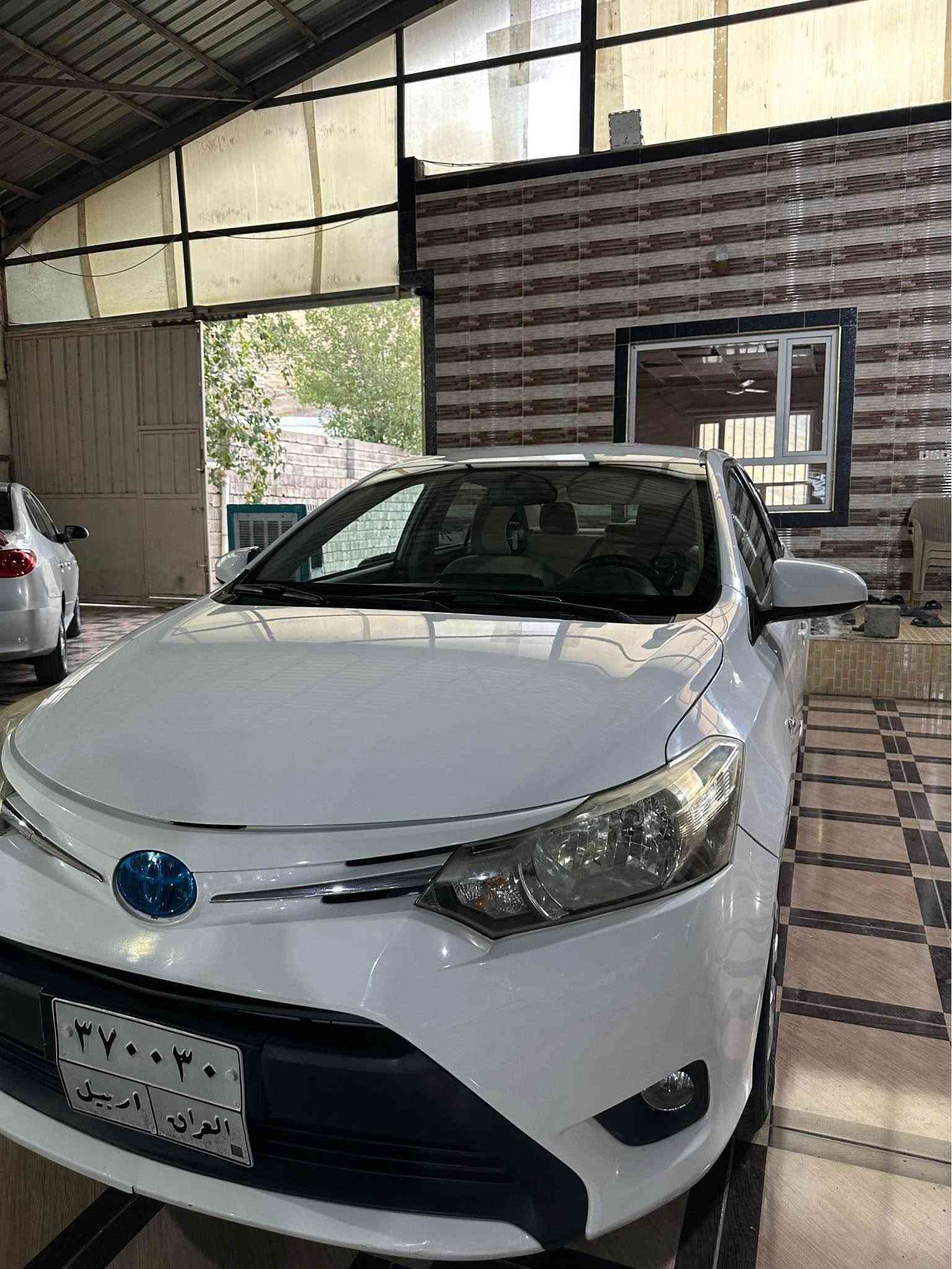 دوو جێ تەعدیلی هەیە تەزرەکی خەفیفی هەیە 
١٥٢ km هەزار رۆیشتیە 
٢٠١٤ 
رەقەمیشی لەگەل دایە 
ژم 
*********** سوران, أربيل
