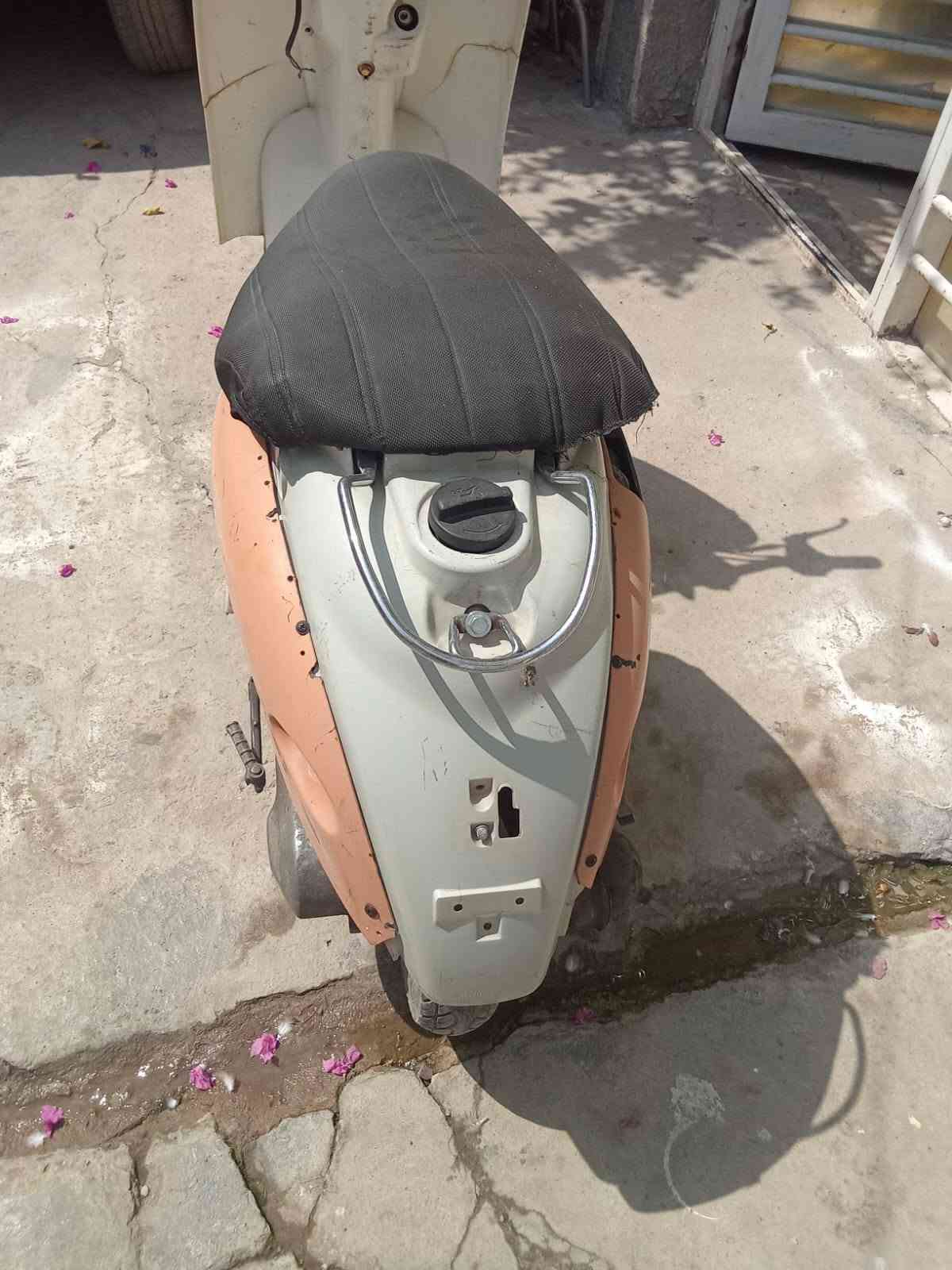 كلاسك محرك بلادي اكسل نظيف محرك ناعم نص هندر تشتغل ينرادلها ترتيب تايرات باله نظاف السعر 125 تراي وين ما يعجبك ،،،،
العنوان اعظمية السبع ابكار قرب افران جوهرة لبنان ،،،، *********** وتساب
كلاسك محرك بلادي اكسل نظيف محرك ناعم نص هندر تشتغل ينرادلها ترتيب تايرات باله نظاف السعر 125 تراي وين ما يعجبك ،،،،
