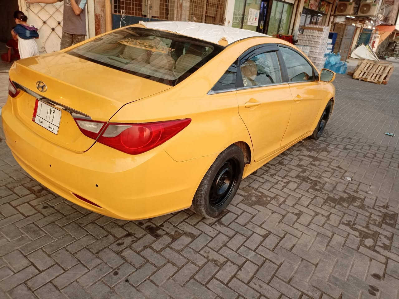 سوناته 2011 مصفره هيىه وغرامات جاهزة محرك كير حداده تبريد المكان البصرة السعر 60ورقه ***********
