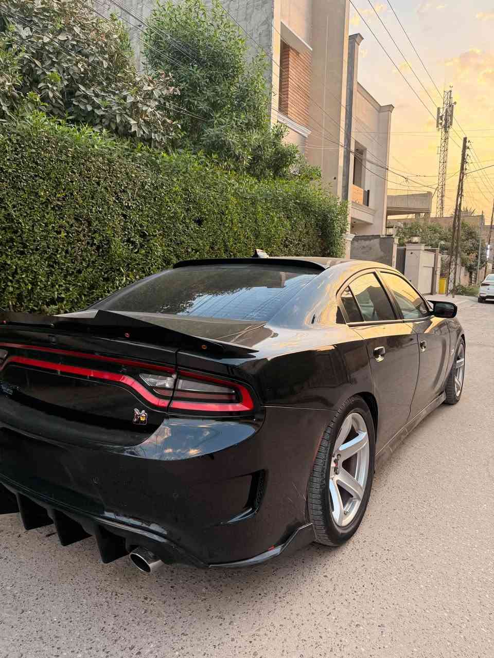 جارجر سكات 2022 امريكي SRT
مواصفات معروفه فول عدى الفتحه 

مكينه 6400    ماشيه 19mil 

مكينه كير ( كفاله )

بيه صبغ  (2) موضح صور الحادث ( 1) كلير من امريكا 

سياره (بلاديه )على وضع الشركه لا برمجه و له طلقات الحجر بيه موجود( بلادي )

سعر( 189 )بي مجال حك الجيه 

مكان السياره بغداد 

الاستفسار ***********
