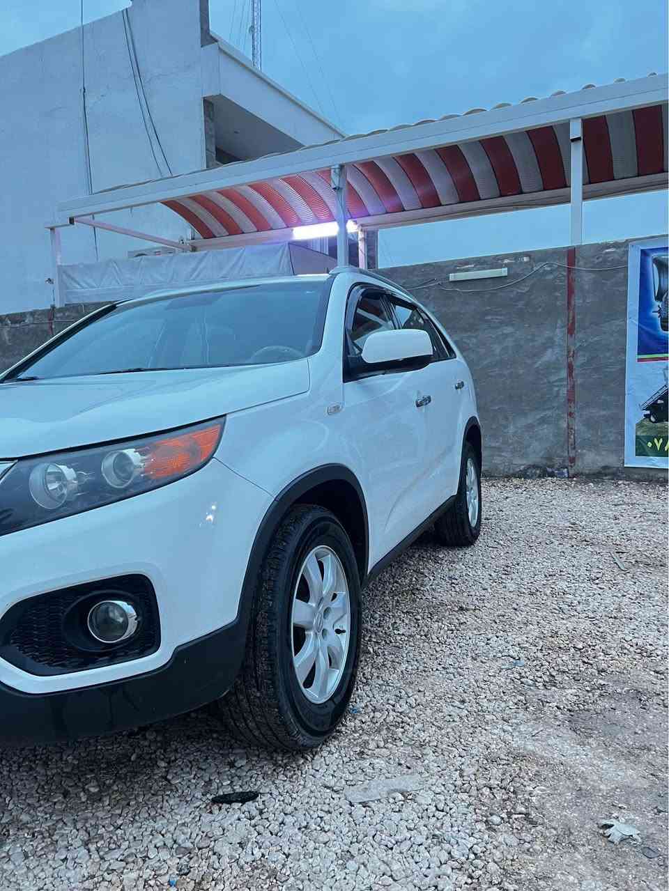 سورنتوا 2011 خليجية مكفولة 
4 سلندر 
تخم تاير 
حدادية جديدة 
رقم بابل الدولي 
تدفئة 
تبريد
تحكم ستيرن 
7 راكب 
***********
مكاني بابل المحاويل, بابل
