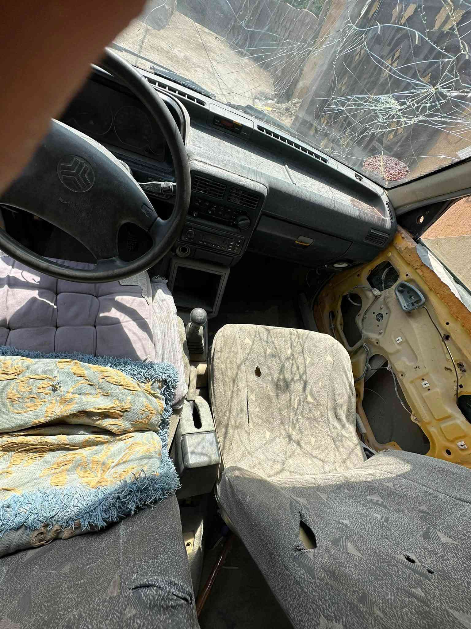 سلام عليكم سايبه موديل 11 كير ومكينة جدد مكفولات رقم احمر سنويه ولوحات موجودات بس راعيها ماكو ابيعلك كوم حديد اكفلك سرقه وعشائر السعر 850 الف وبيها مجال مكاني كوت حي الجهاد ***********
