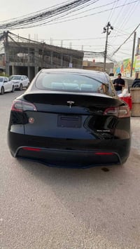 تسلا Y • ٢٠٢٥ • ضرر بسيط