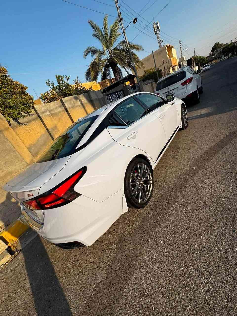 سلام عليكم التيما للبيع موديل ٢٠٢٣ مواصفات sr لون سموك رقم سليمانيه باسمي  سياره محرك ٢٥٠٠ تفس طبيعي مو توربو  ولا فور ويل سياره مال جناي وجديده ما ناقصها اي شي جاهزه من كل شي وحادثها فقط ربع الدعاميه فقط وحتى دعاميه نفسها البلاد مرجعي وصابغين ربع دعاميه فقط  
مكان سياره كركوك الشراي يتصل يدلل وحتى سونار عندي الها سياره كل صفاحها خالي من كل شي 
رقم الهاتف ***********
