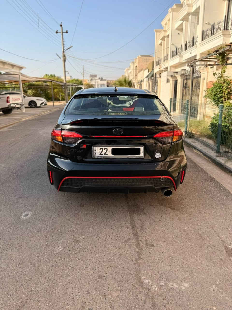 TOYOTA COROLLA 2020 XLE
قەپات قەپات مواسەفەتە و جوانکاریەکی زۆر زۆر بۆ کراوە سەیەرەکە زۆر جوانە و نمونەیە لە جوانی لەسەر دەقی شەریکە ماوەتەوە هەموو شتیکی بەشەرتە و گێر و مەکینە و کارەبایاتی تەقە و رەقە و هەموو شتیکی بەشەرتە و چوار تایەی نوێی لەسەرە هیچ مەسروفاتیکی تیدانیە سەیەرەکە سلایتە و راداری و خەتی جەدە وو بەسمە و ویرلیس چارچ کامیرای دواوە و حەساسی پشتو پێش و ئۆتۆ ستۆپ و حەساسی تەنیشەکان واتا قەپات مواسەفەتە و سەیەرەکە بەناوی خۆمە مانگێکە سەنەویو هەزەم بۆ نوێکردۆتەوە و پێش و پشتی کەپسە و تەنها ٦ پارچەی بۆیاغە و ژورەوەی نەگرتوە
رەقەم تلفون
(***********)
(***********)

تويوتا كورولا 2020 XLE
السيارة مواصفاتها كاملة ومليئة بالتجهيزات، وتم عمل الكثير من التعديلات والتجميل عليها، وأصبحت السيارة جميلة جداً ومميزة، وهي فعلاً نموذج للجمال والأناقة.

السيارة بحالة ممتازة جداً، والمحرك والقير والكهرباء وكل شيء فيها يعمل بشكل ممتاز ولا توجد فيها أي مشاكل أو مصاريف.

أربع إطارات جديدة مركبة عليها، والسيارة سلايت، وتحتوي على رادار ونظام المحافظة على المسار.

السيارة كاملة المواصفات، ومُسجلة باسمي منذ شهر، وتم تجديد السنوية لها. يوجد كبس أمامي وخلفي، وتم صبغ 6 قطع فقط، أما الداخلية فلم تتعرض لأي ضرر أو صبغ.

للاستفسار:
📞 *********** أربيل, العراق
