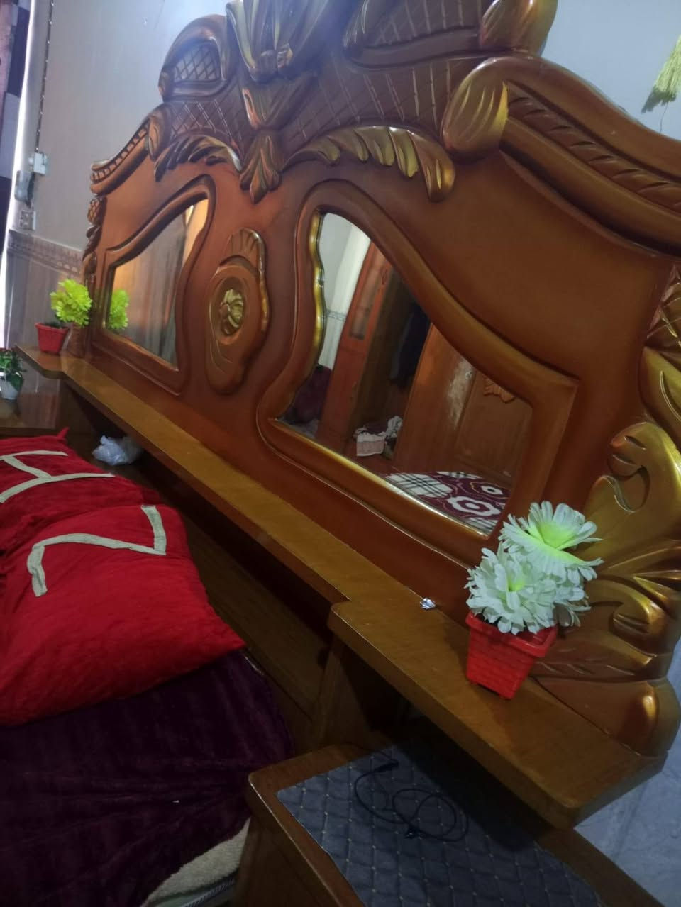 🛏️🔥 للبيع غرفة نوم تسكام
غرفة نوم أنيقة ومرتبة، مناسبة للبيت الجديد أو للتجديد ✨
💰 السعر 800 ألف وبيها مجال 
📞 للاستفسار:
***********
📌 الشراي يتواصل ، والله يرزق الجميع...

