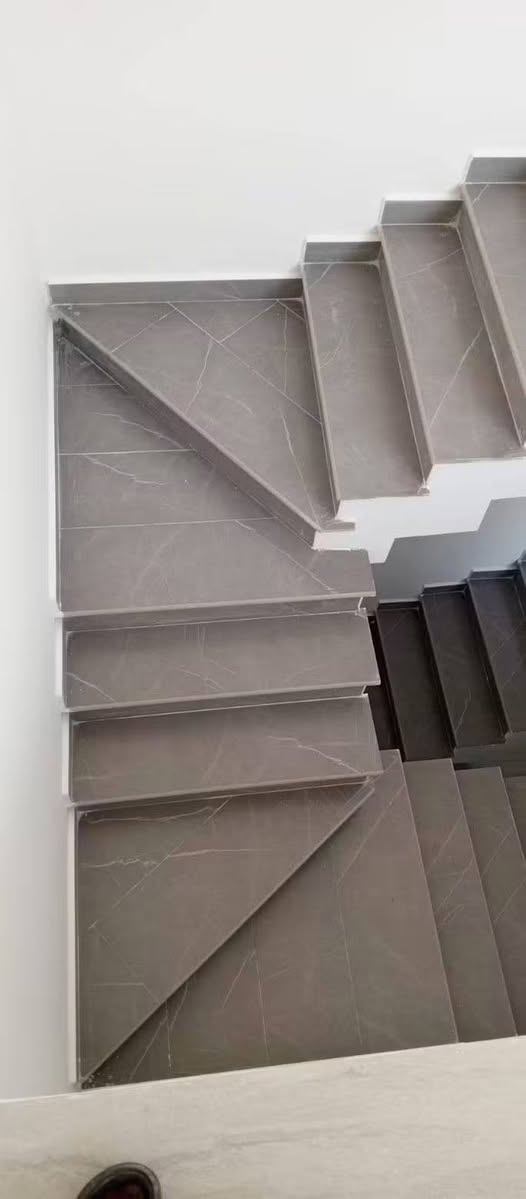 عمل متفرغ • مهندس سيراميك • ارضيات مرمر