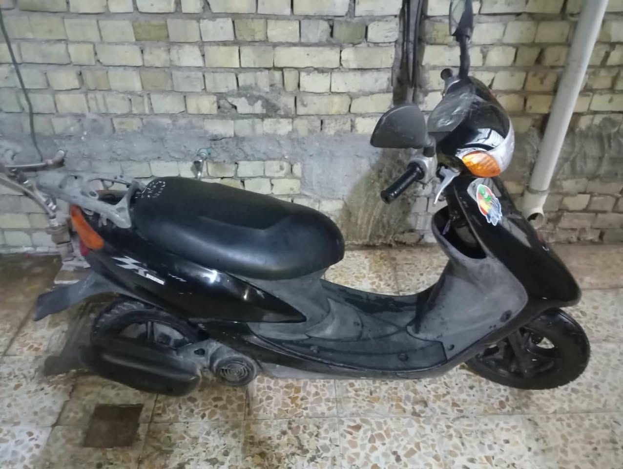 دراجه عصفوريه سعرها 350 وبيها مجال قليل العنون الشعب دراجة نضيفة هندر سلف كهربائيات كلها شغالة الرقم ***********
