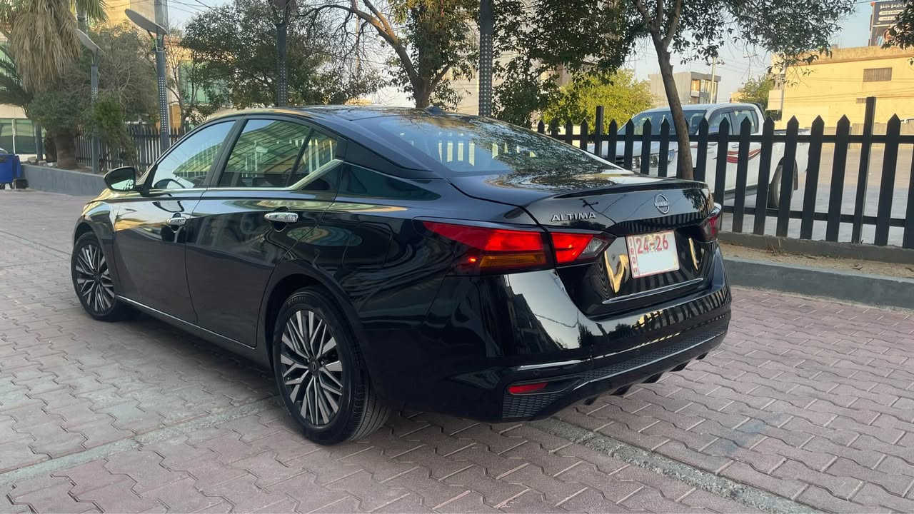 NISSAN ALTIMA 2025 SV

بێ بۆیاخ و بێ پارچە گۆڕان هەموو شتێکی بیلادیە
مۆدێل: 2025
شەغال
 • ڕادار  ٣٦٠ 
 • لایت لید بیلادی 
 • بەصمە 
 کامێرا
• تەحدید سورعه
 • سیستەمی Auto Stop

***********

نيسان التيما
‎ الموديل:2025
SV
‏‎ المواصفات:
بصمة 
‎• رادار أمامي وخلفي
‎• شاشة وكاميرا عالية الدقة
‎• زينون
‎• مع أسماء
‎• حد أقصى للسرعة
‎• نظام إيقاف تلقائي

بدون صبخ بدون تبديل 
***********

#nissan #altima #2025 #sv #clean السليمانية, العراق
