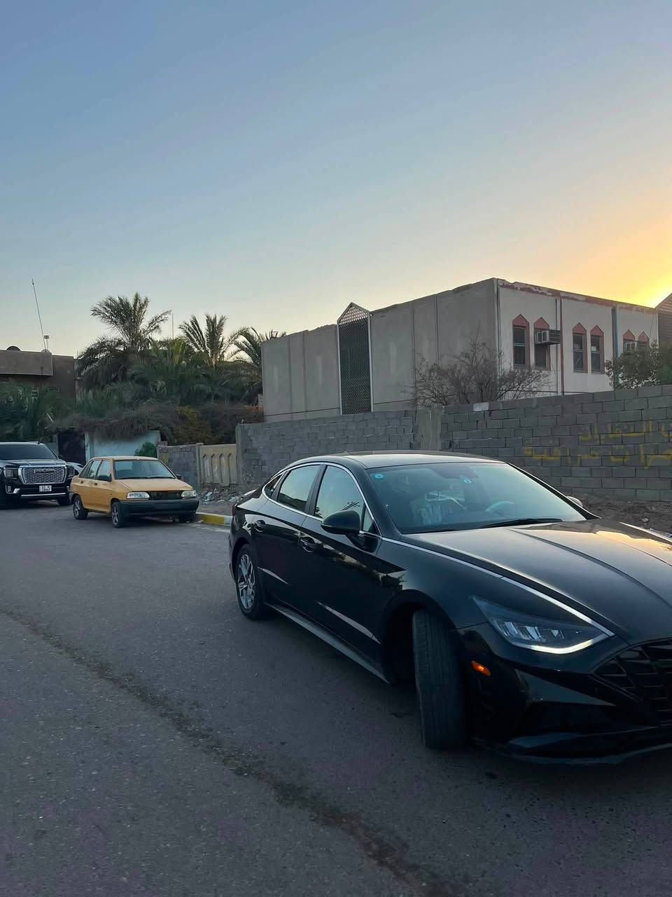 السلام عليكم
تريد الجديد هذا الجديد✌️ 
للبيع  نقد فقط
سوناتا 2023 sel
محرك 2500 تنفّس طبيعي✈️
كير 8 نمر 
رقم بغداد بأسمي
السيارة جديدة بشكل ماشية ٦٠ الف مايل
حادثهة قبق جنطة صبغ فقط

مواصفات :
بصمة تشغيل وأبواب
تشغيل عن بعد
أوتو هولد
سايد بريك دكمة
قيادة الية
تحديد مسار
تبريد مناخي منفصل💦
تدفئة كشنات
كير دكم 
حساس مطر
بك لايتات لد
لايتات لد
ويل كب ١٧ كروم
تخم تاير بالجيس
صدر خلفي امامي جديد
السيارة برغي نقص مابيهة
شرط السونار وين ميعجبك

السعر 160 ورقة وقابل للتفاوض 
مكاني ديالى بلدروز
***********
