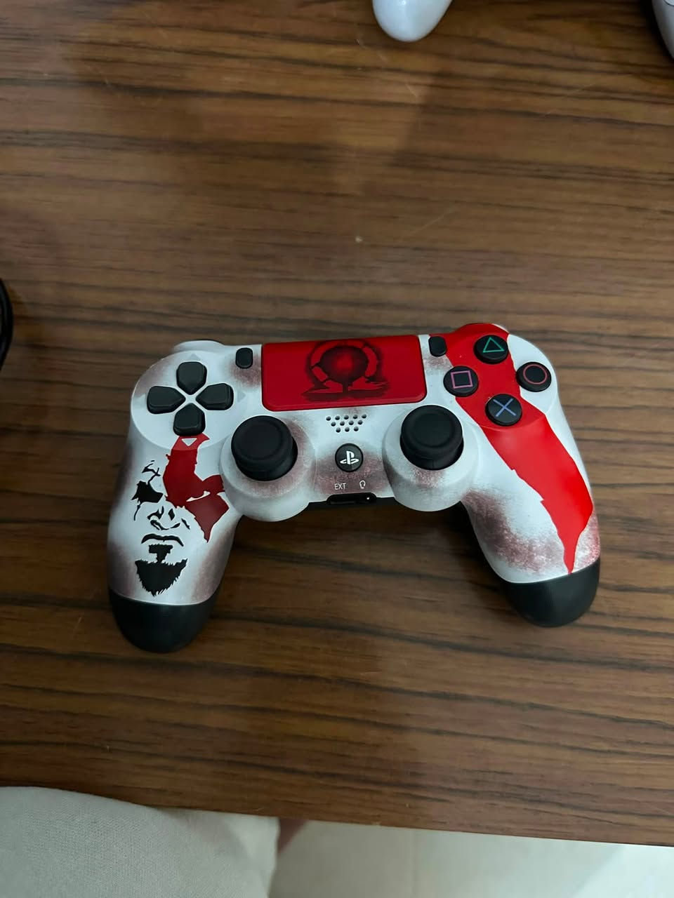 السلام عليكم
بلي 4 سلم
كامل ملحقات
مع ثنين يدات
وقرس gta

المكان الكوت مركز المدينه
للأستفسار***********
السعر 275 وبيه مجال
