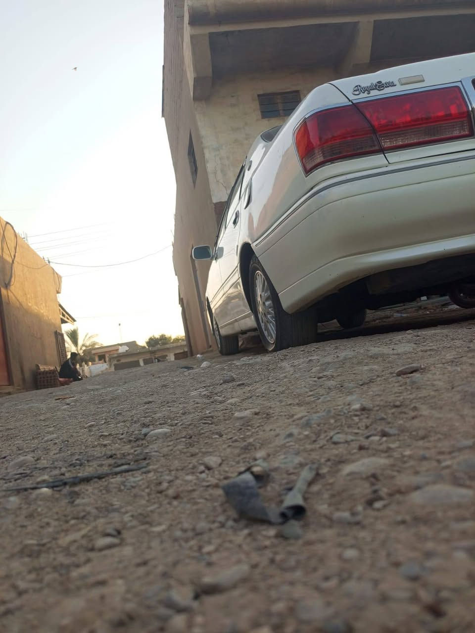 السلام عليكم من رخصت المدير ملكه ادوات لبيع موديل 2001 دكمتين سياره خير من الله السعر قفل 30 $ رقم مبايل ***********
