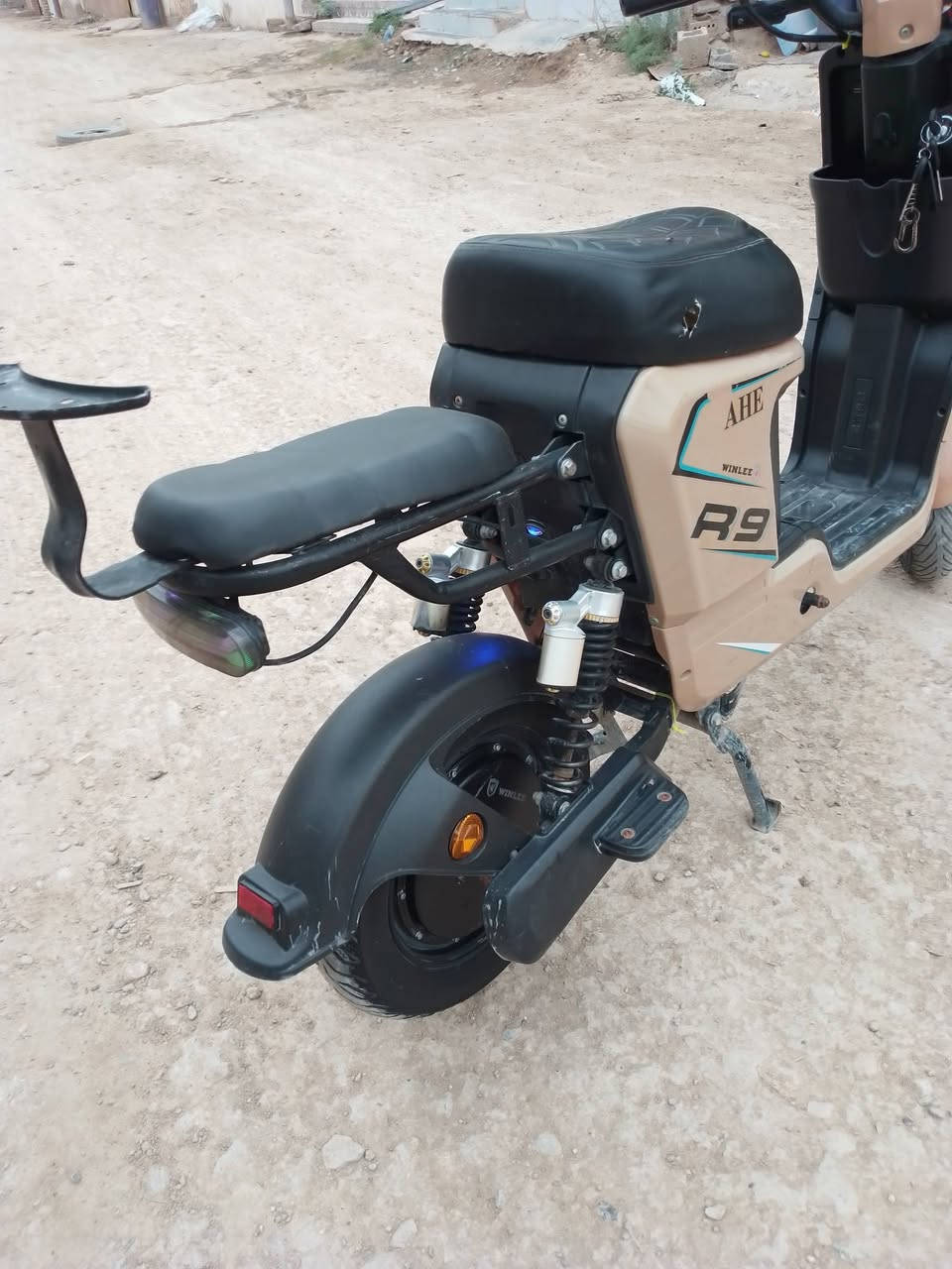 H900 • دراجة شحن • بطاريات جديدة