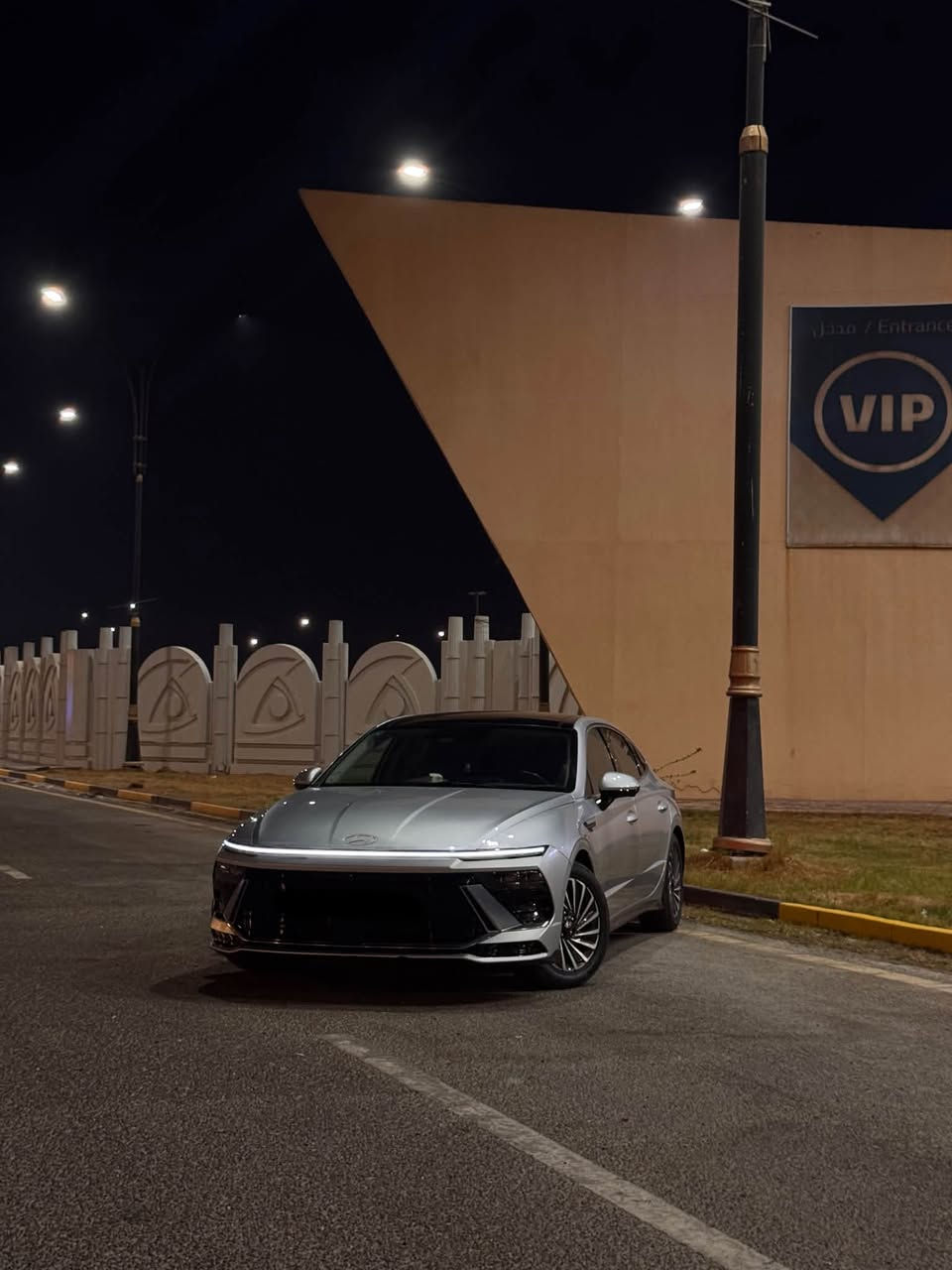 سوناتا 2024 فوووول للاخير بانوراما  VIP
حرة رقم بصرة تحويلك ثاني يوم
سيارة مزوعه مواصفات 
-بانوراما 
-تبريد قطعتين
-انارة داخلية
-جنطة كهرباء 
-كشن كهرباء 
-تدفئة تبريد كشنات 
-اربع وضعيات قياده
 -٥ كامرات 
-رادارات توقف تلقائي 
-تحديد مسار
-مثبت سرعة
-اوتو هولد
-بردات خلفية 
-تقديم ترجيع بالبصمه 
كل المواصفات المعروفه بعد هواي مايكفي المنشور 
السيارة ماناقصها شي 
هايبرد مكينة كير بطاريات كفالة للاخير … 
حادثها جداً خفيف طرف البنيد وطرف الجاملغ باردات
 موجوده صورة الحادث بالمنشور
وباب كلير لامبدل ولامفتوح ولا إي شي فقط 
السعر 195 وبيها مجال بسيط مكاني بصرة قبلة
***********
