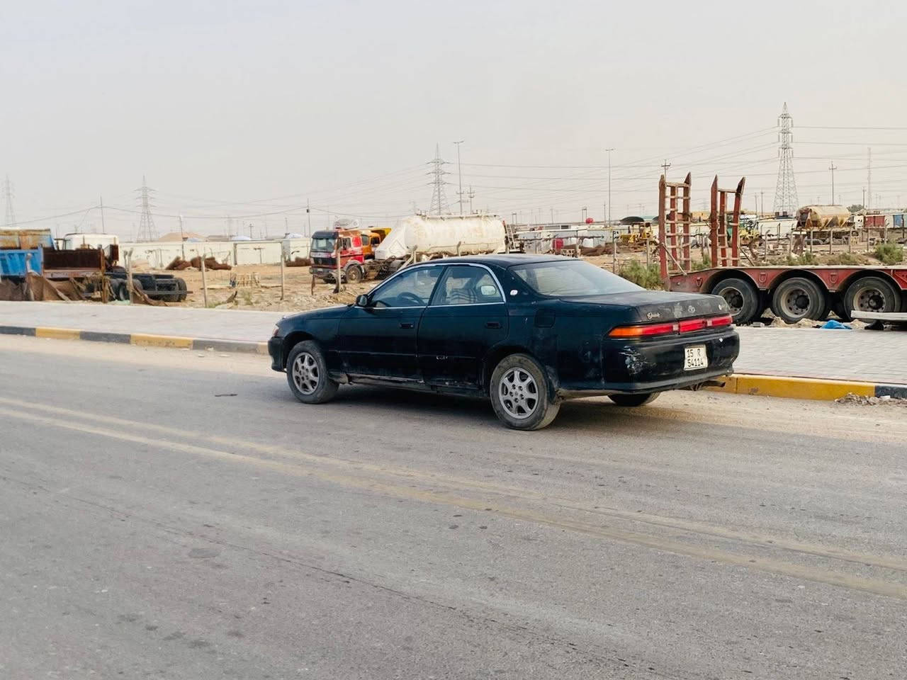 سلام عليكم تيوتا مارك نفخ موديل 95 مكفوله كفاله محرك كير مكفولات كهربائيات كله شغاله حداديه نضيفه جاهزه من الأخير رقم انكليزي مشروع وطني سنويه جديده مداور اي وقت مكان سماوه سعر 33 وبيه مجال رقم الهاتف ***********
