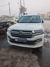 الاندكروز 8 سلندر فول مواصفات رقم دهوك 8 سلندر مكفول كفاله عامه شاشه ا...