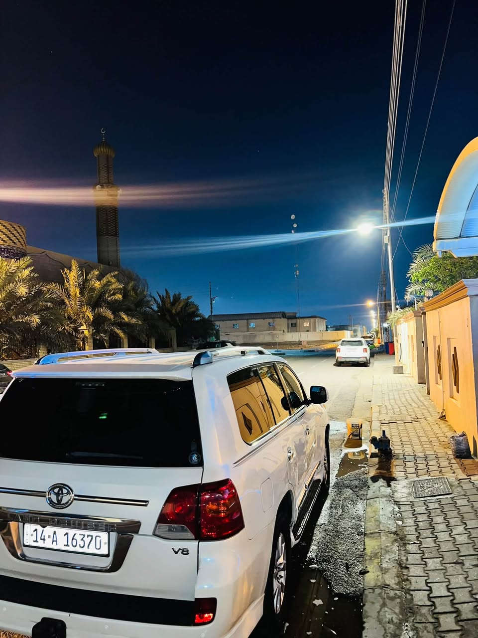 لاندكروزر GXR V8 • مصفحة • ٢٠١٣