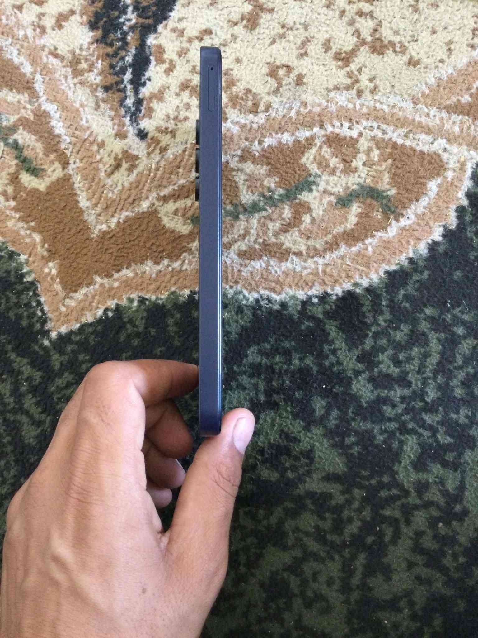 السلام عليكم مبايل A15 للبيع ذاكرة 128بي فطرين بل شاشه 60فريم السعر 100قفل قفل متواجد خاص وعل رقم ***********
