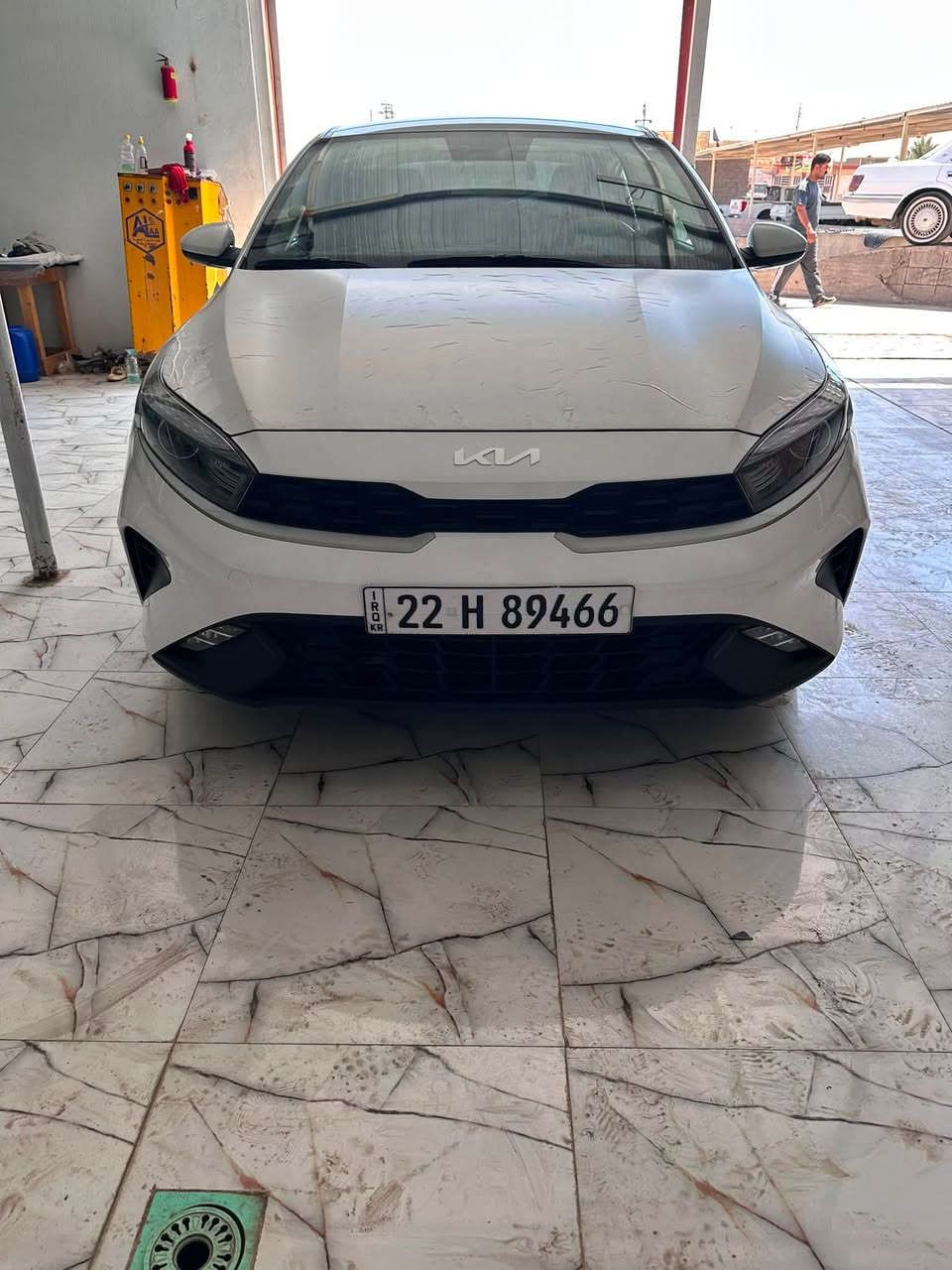 سيراتو للبيع كفاله عامه بدون صبغ بدون بارد سياره جديده بدون تصفير ماشيه ٨٥ الف
السعر ١٦٥ سياره مال بيت كله على وضع الشركه 
***********
