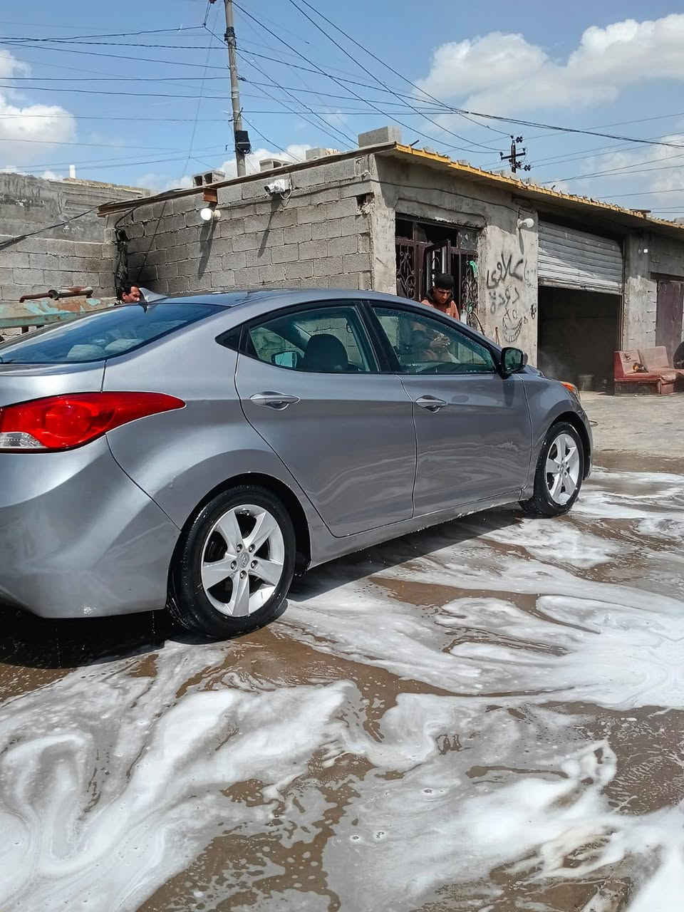 السلام عليكم الانتره 2013 أمريكي محرك2000دوش المرغوب تدفئة تبريد منضومة جديدة صدر جديدماشيه96الف السيارةخيرمن الله المكان بغداد السعر103وبيه مجال شي بسيط وسياره مال بيت يعني مامتعوبه جديده وهاذ رقم راعيه ‏‪***********‬‏
