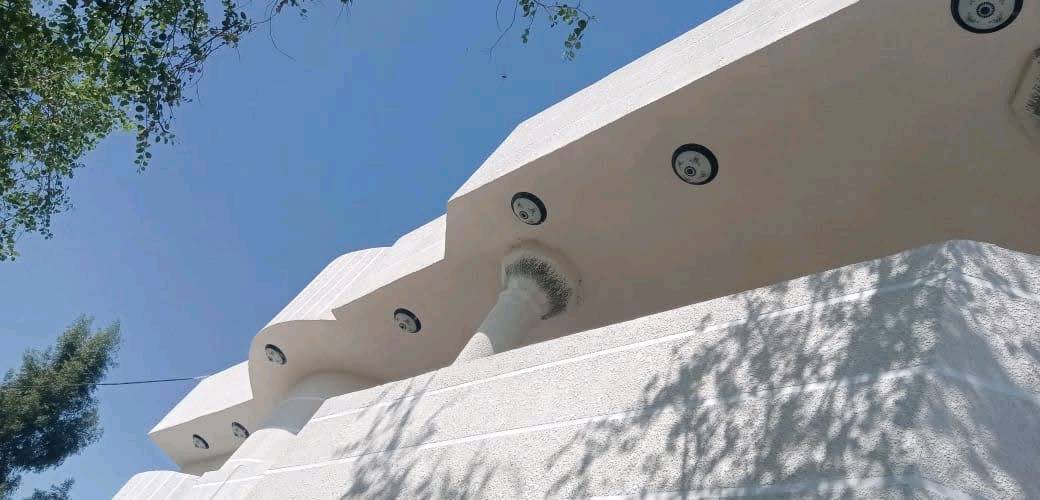 بيت ملك سند 25 للبيع كامل مساحه 500م يحتوي على 5غرف نوم 🏡🏠

وصاله عدد3 

استقبال 

وهوال

وحمام عدد 3

ومطبخ 

ومخزن غراض 

وكراج كبير 

لبيت كامل من كلشي خدمات ماء وكهرباء 24ساعه

 وشارع تباليط
عنوان شاطى التاجي قرب معمل لببسي
