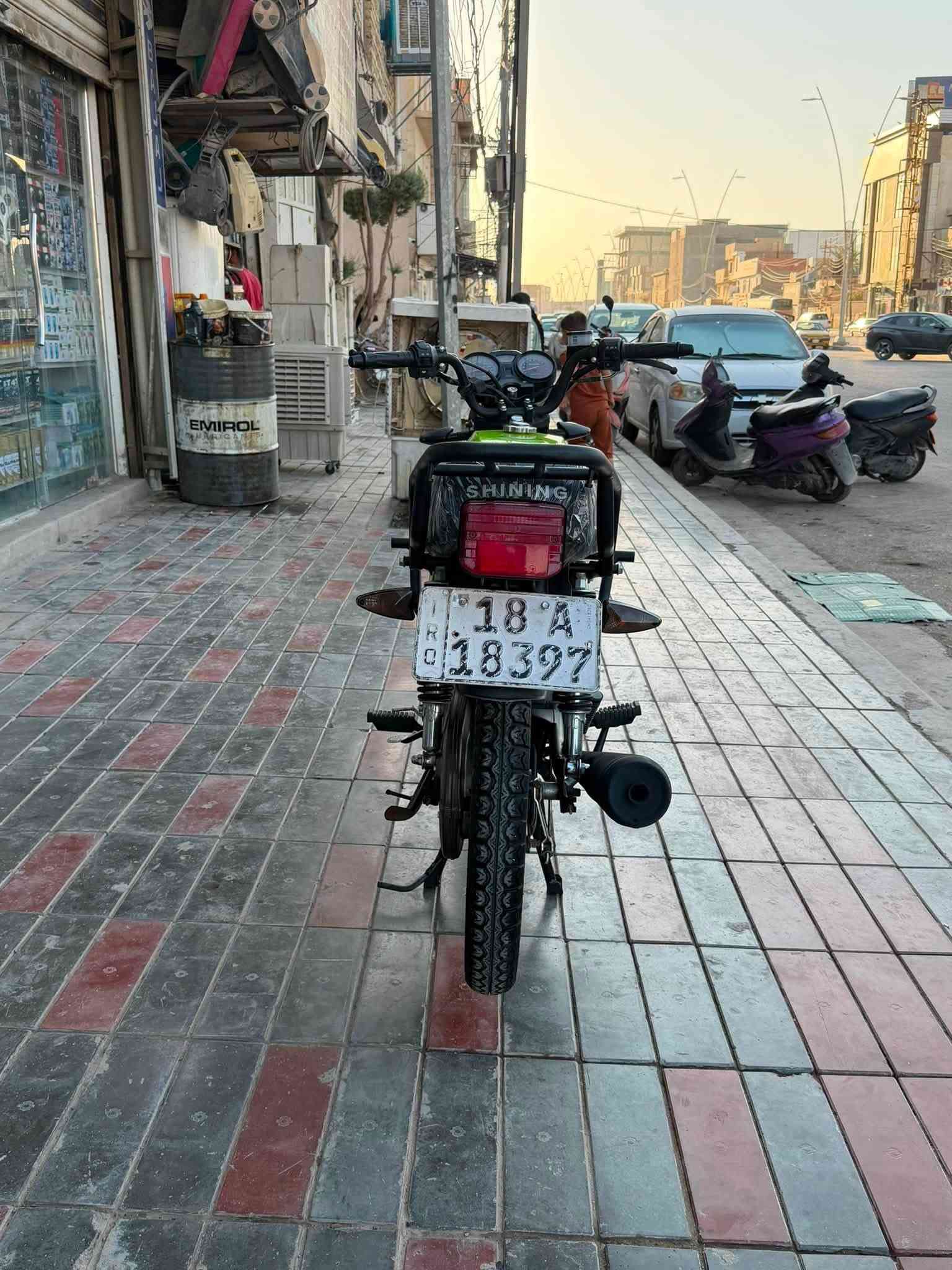 🏍️ للبيع دراجة شننك 🏍️
موديل 23 طالعه من المعرض 2025

مرقم قبل 4 اشهر  هزه جديده  سنويه لغايه 2031

🔹 ماشية 5 آلاف فقط

🔹 استخدام شخصي

🔹 بحالة جيدة جداً ونظيفة

🔹 رقم بابل مشروع وطني  – تحويل مباشر 

🔹 تاير خلفي جوبلس وامامي 

🔹 اضائه أمامي

🔹  مرتبة وجاهزة للاستخدام 🔥

💰 السعر: 1,750,000 دينار

📍بابل حله منطقة الكرامة شارع حي الحسين 

📩 للاستفسار الاتصال على الأرقام التالية 
***********
***********

للجادين فقط، والمعاينة خير دليل 🌹
