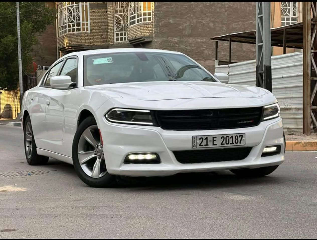 سياره جارجر 16 كفاله عامه رقم سليمانيه بأسمي تريد تحويل او وكاله موصفات sxt تبريد كشنات دواخل وتخم تاير وميكنه كلها جدد جاهزه من كلشي شرط الفحص سيارتي شخصيه من الدوام للبيت للاستفسار ***********
