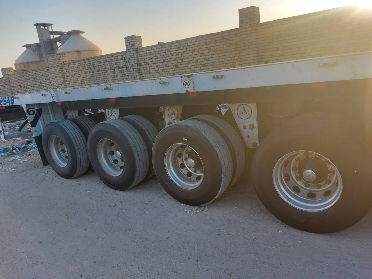 عربانه للبيع حداد عمل جرف فصل وربط ***********
